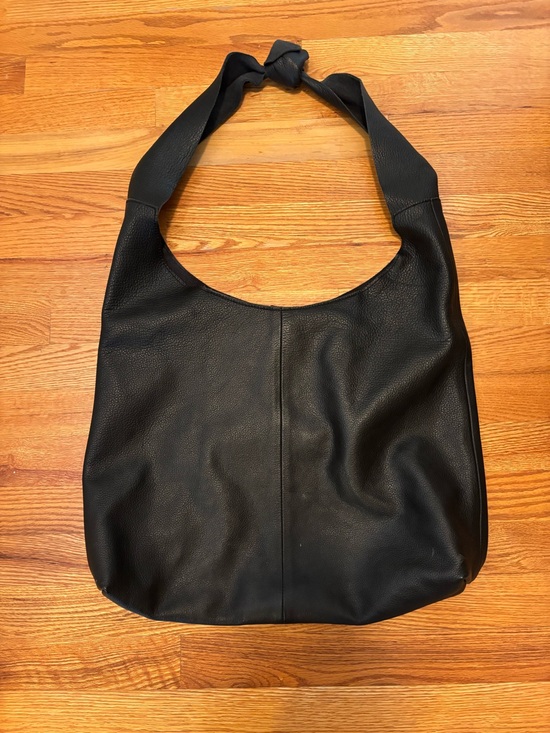 Risa Handbags - Risa Classic knot Black Leather Hobo Shoulder Bag
